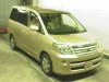 TOYOTA NOAH 2004